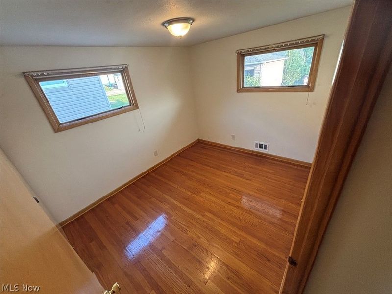 536 WESTVIEW Road, Bedford, OH 44146 Photo 21