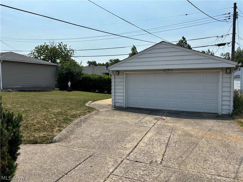 536 WESTVIEW Road, Bedford, OH 44146 Photo 27