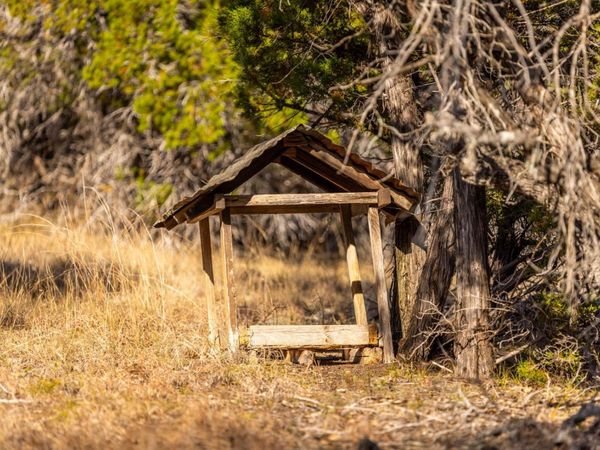 220 Estates RD , Wimberley, TX 78676