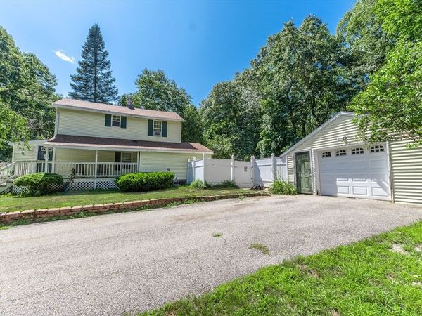 30 Second St, Leicester, MA 01611