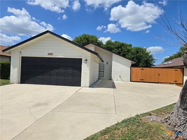 2207 Coach Drive , Killeen, TX 76543