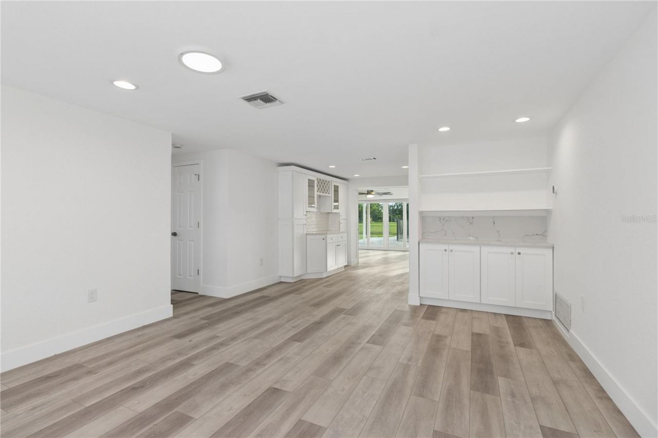 5400 Denver Street Ne, Saint Petersburg, FL 33703 Photo
