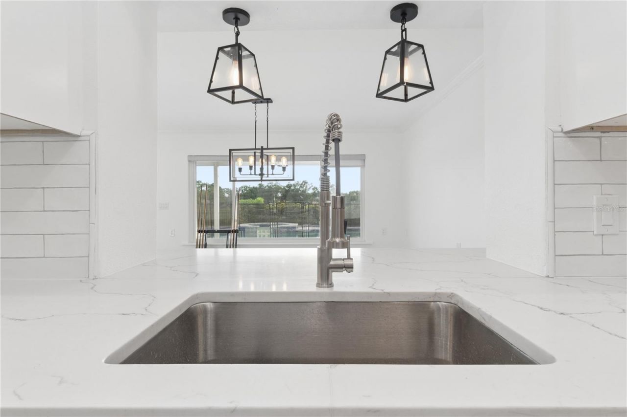 5400 Denver Street Ne, Saint Petersburg, FL 33703 Photo