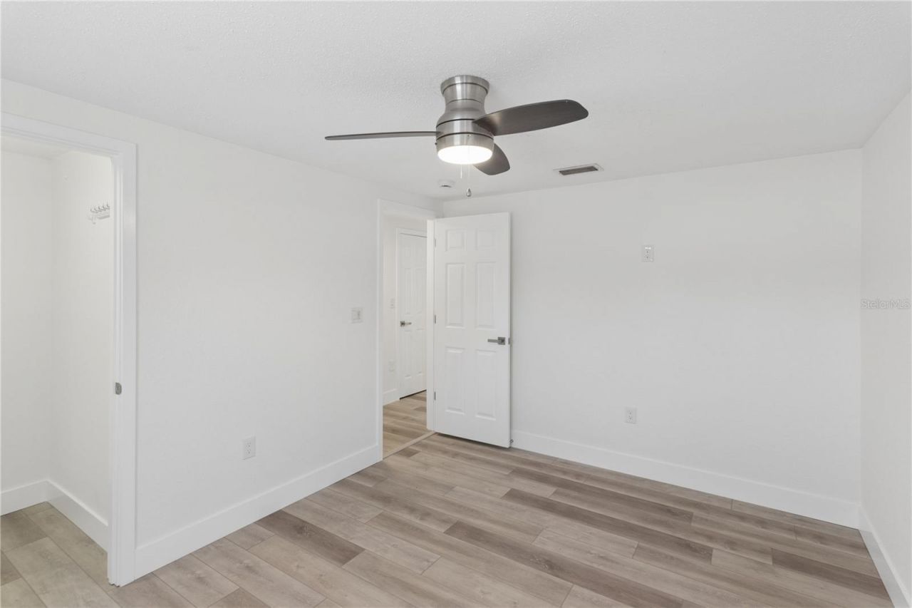 5400 Denver Street Ne, Saint Petersburg, FL 33703 Photo