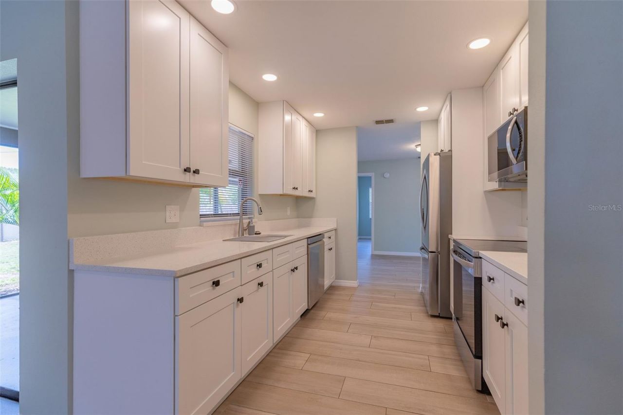 4005 17th Avenue W, Bradenton, FL 34205 Photo