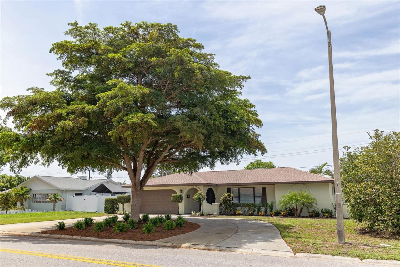 4005 17th Avenue W, Bradenton, FL 34205 Photo
