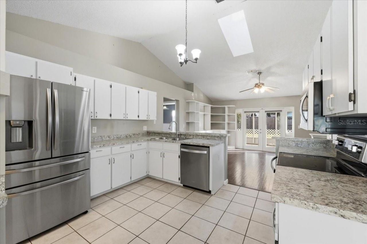 4110 Longfellow Drive , Plant City, FL 33566 Photo