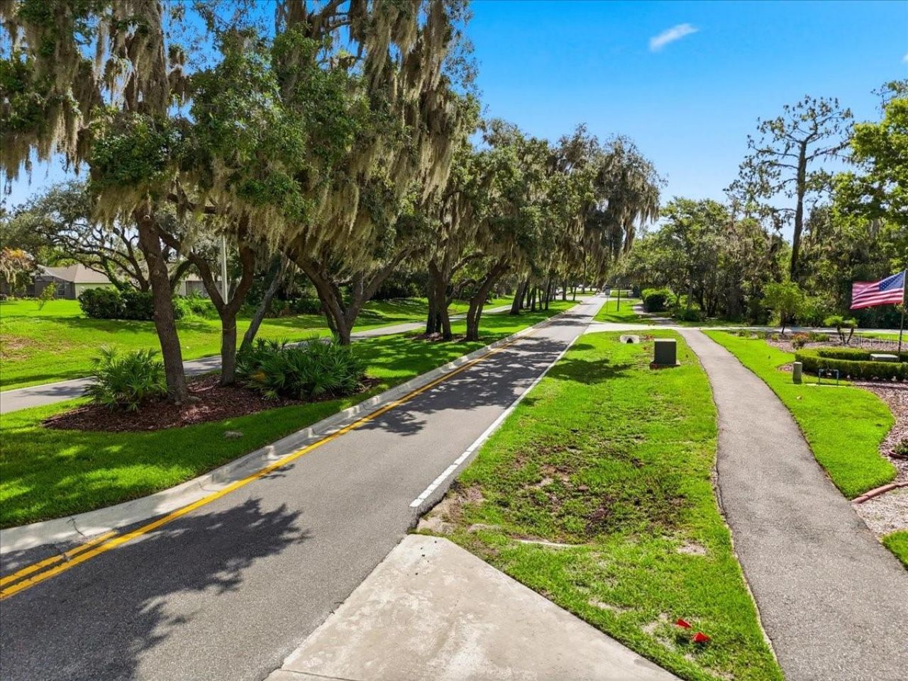 4110 Longfellow Drive , Plant City, FL 33566 Photo