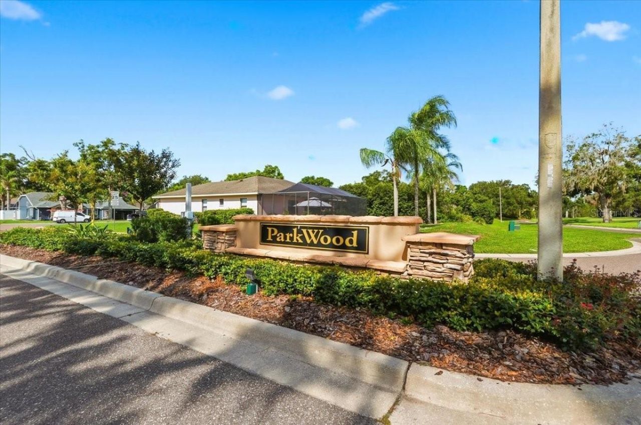 4110 Longfellow Drive , Plant City, FL 33566 Photo