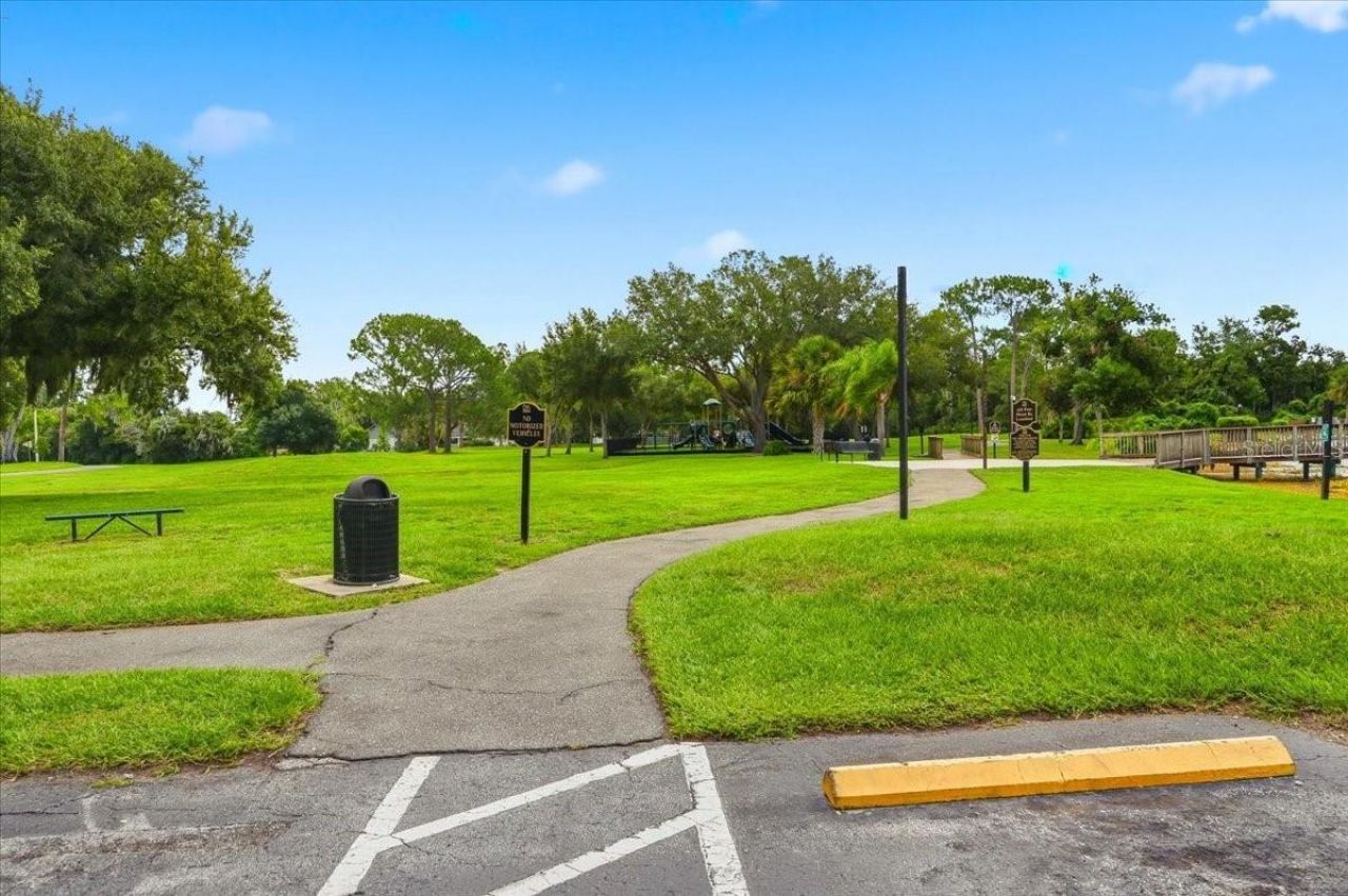 4110 Longfellow Drive , Plant City, FL 33566 Photo