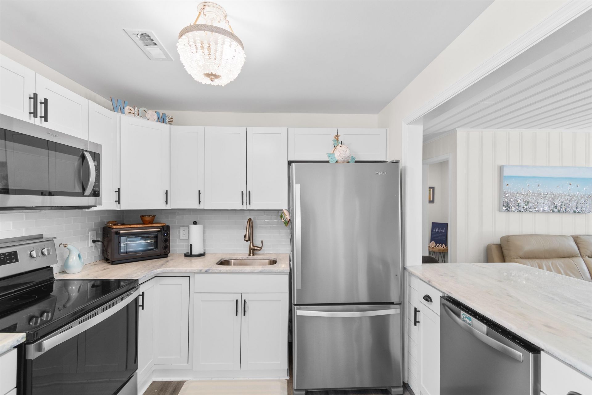 627 Pine Dr.  Photo 4