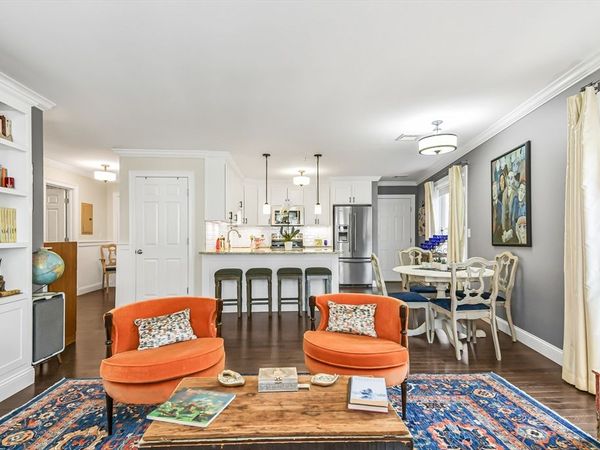 104 Main St, Unit 2, Amesbury, MA 01913