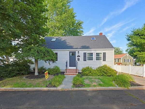 104 Fairmount Ave, Saugus, MA 01906