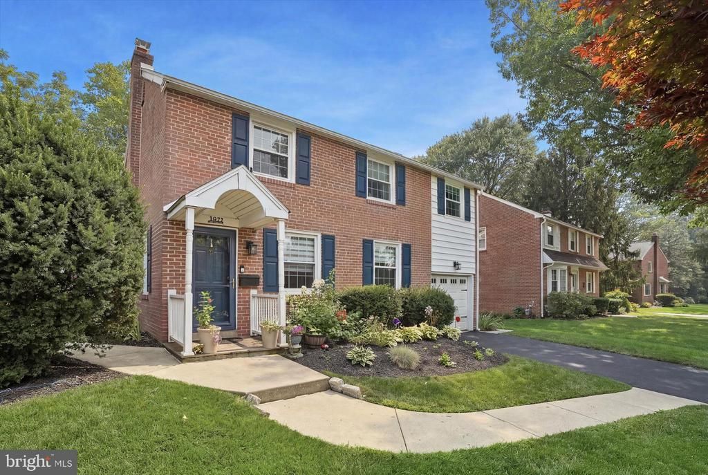 3032 EDMONDS ROAD , LAFAYETTE HILL, PA 19444