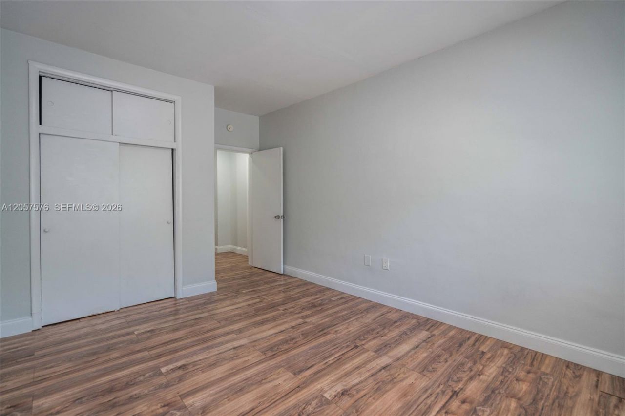 7927 East Dr, Unit 263, North Bay Village, FL 33141 Photo