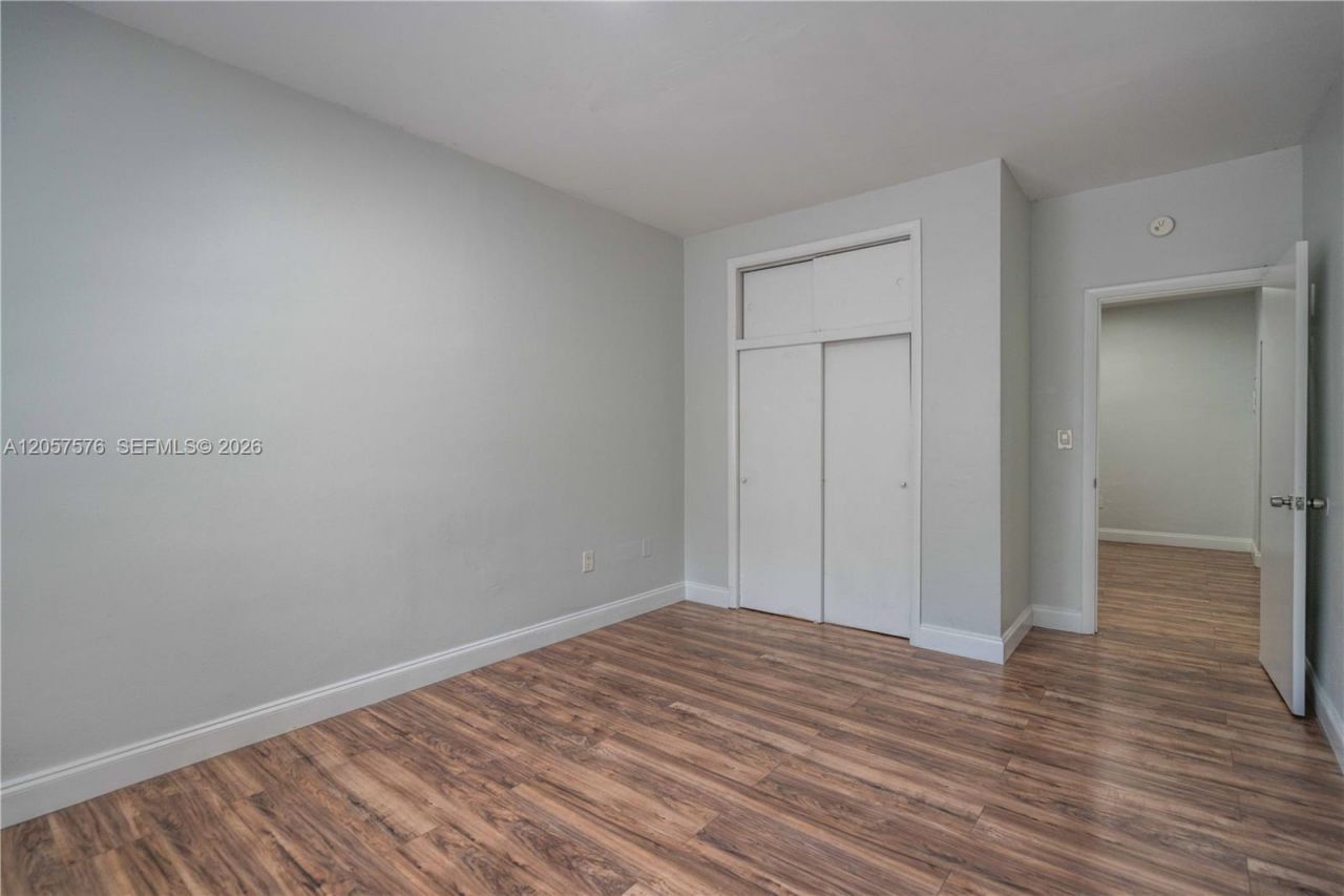 7927 East Dr, Unit 263, North Bay Village, FL 33141 Photo