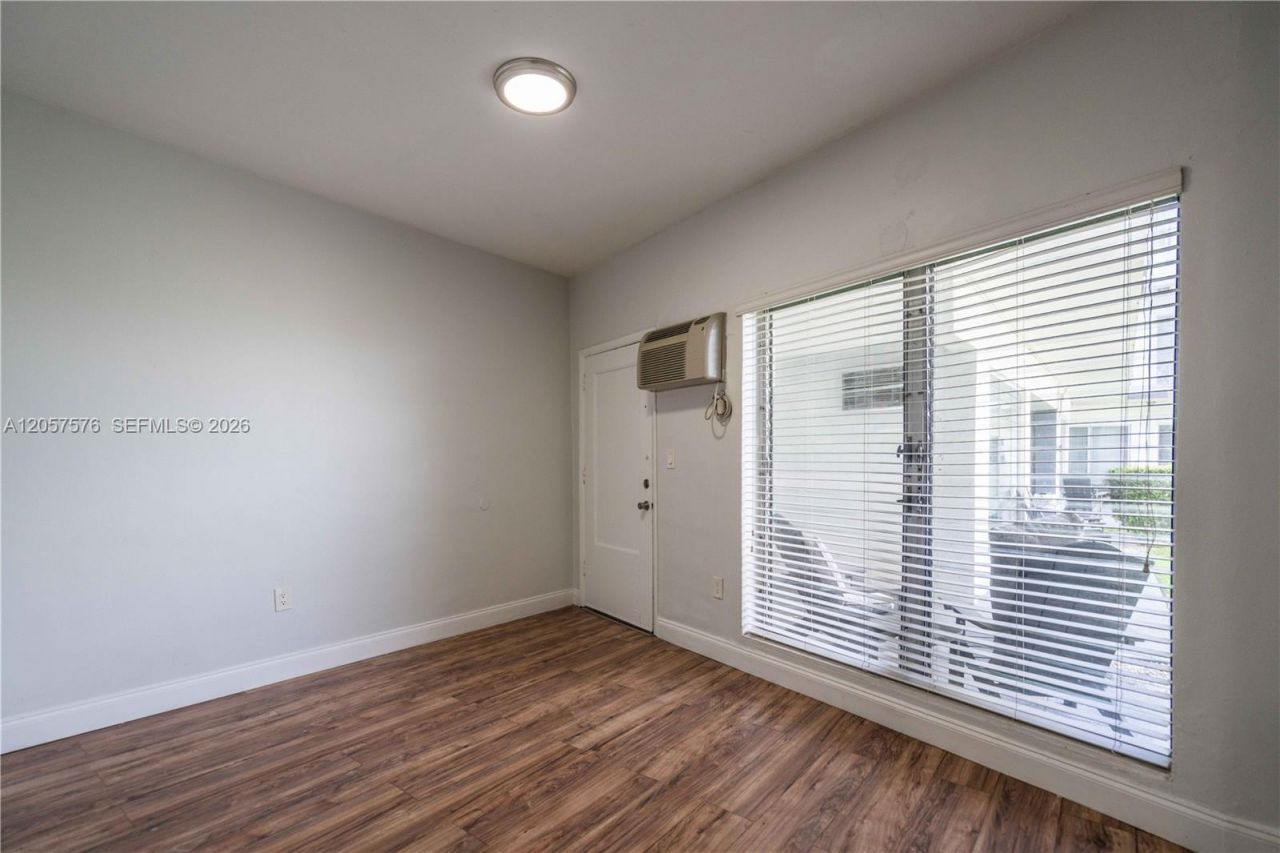 7927 East Dr, Unit 263, North Bay Village, FL 33141 Photo
