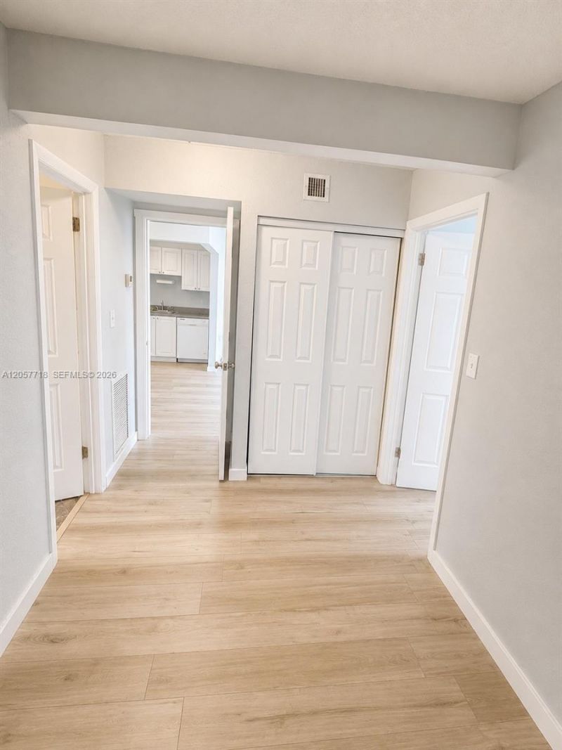 1465 NE 123rd St , Unit 609, North Miami, FL 33161 Photo