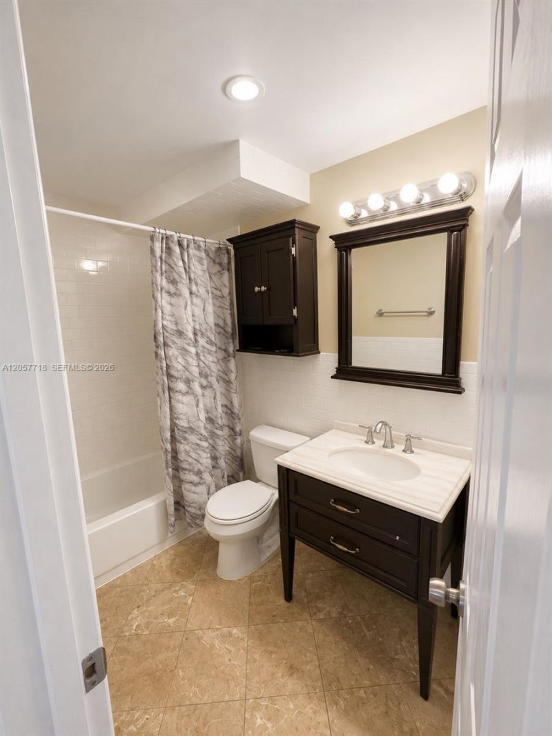 1465 NE 123rd St , Unit 609, North Miami, FL 33161 Photo