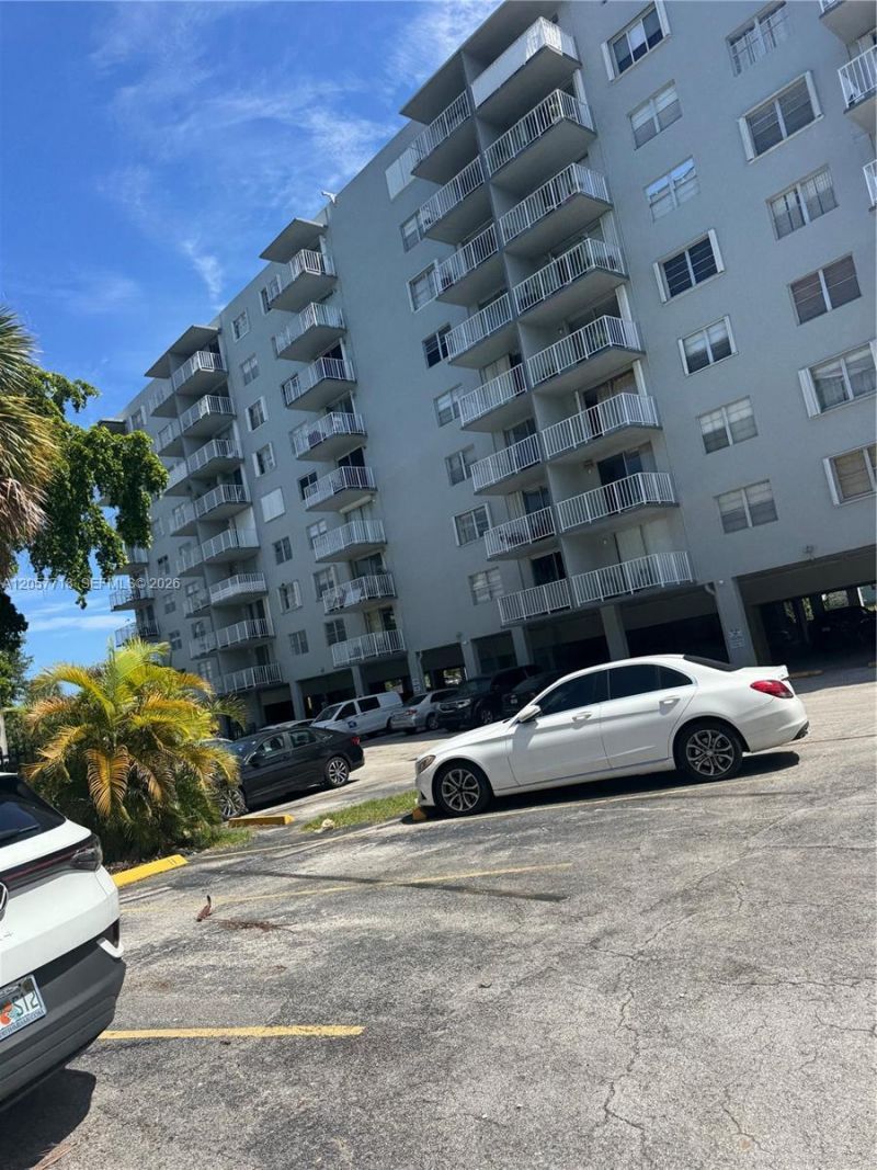 1465 NE 123rd St , Unit 609, North Miami, FL 33161 Photo