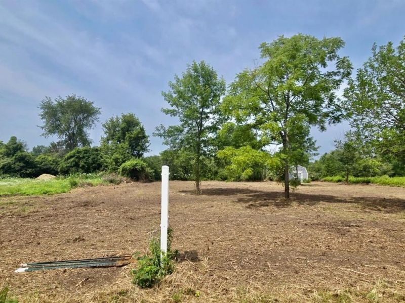 121 Fernwood, Kelleys Island, OH 43438 Photo 6