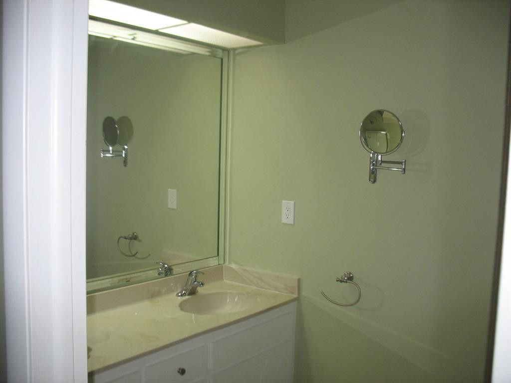 1805 Richard Lane, Palm Springs, FL 33406 Photo