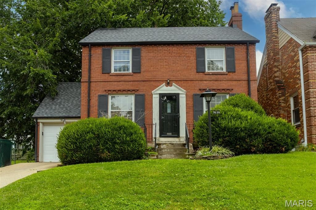 7626 Lindbergh Drive , Richmond Heights, MO 63117 Main Photo