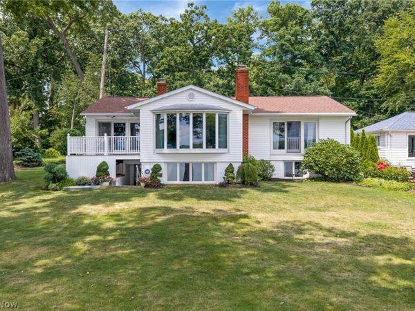 4534 Lahm Drive, New Franklin, OH 44319