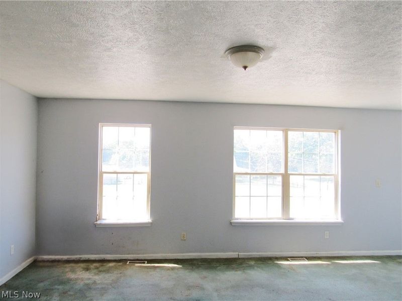 2305 E 63rd Street, Cleveland, OH 44104 Photo 18