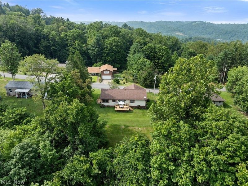 56062 Governor Drive , Bellaire, OH 43906 Photo 37