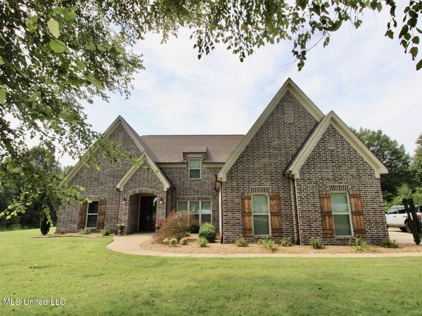 12981 Center Hill Road, Olive Branch, MS 38654