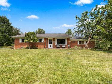 1505 Hummer Lake Road, Brandon Twp, MI 48462