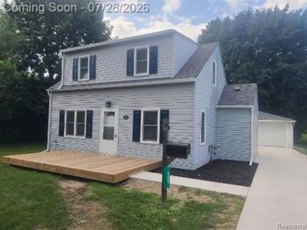 405 W Russell Road, Tecumseh, MI 49286