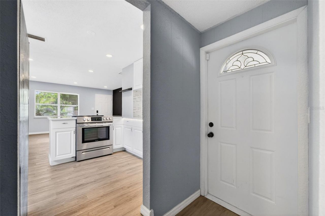 4616 9th Avenue S, Saint Petersburg, FL 33711 Photo