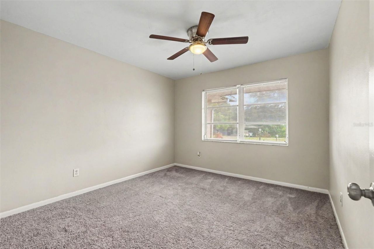7170 Holiday Drive, Spring Hill, FL 34606 Photo