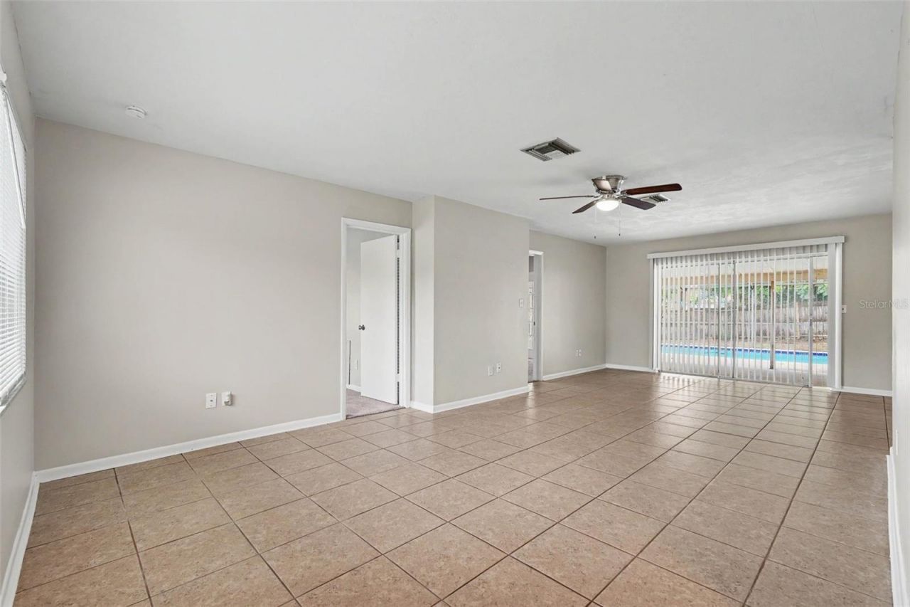 7170 Holiday Drive, Spring Hill, FL 34606 Photo