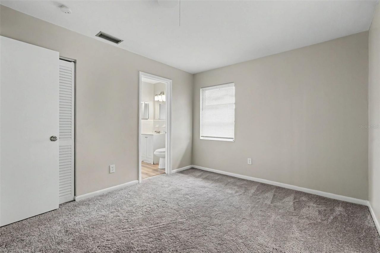 7170 Holiday Drive, Spring Hill, FL 34606 Photo