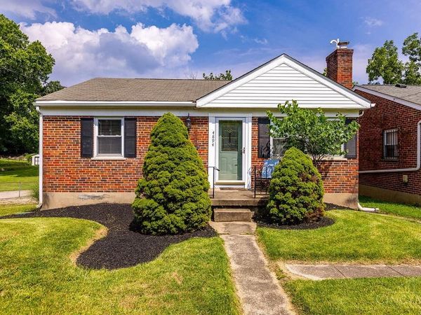 4894 Oaklawn Drive, Cincinnati, OH 45227