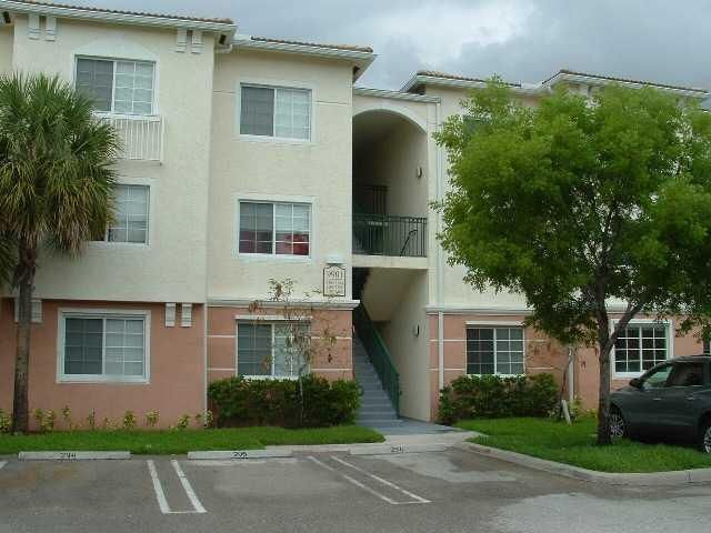 9901 Baywinds Boulevard, Unit 3107, West Palm Beach, FL 33411 Photo