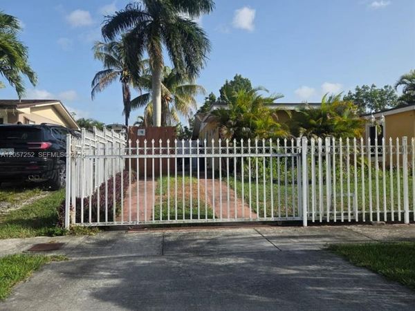15440 SW 294th Ter , Unit A, Homestead, FL 33033