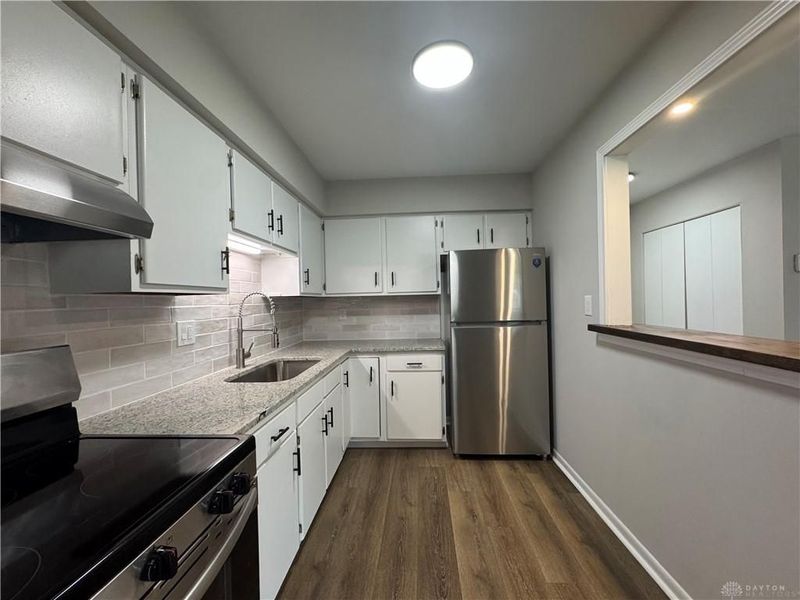 3040 E Dorothy Lane, Unit 2, Kettering, OH 45420 Photo 5