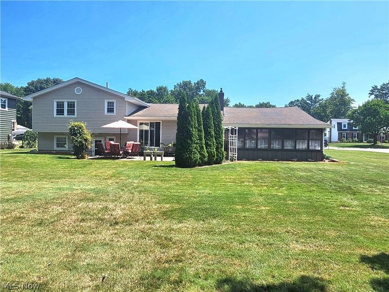 8394 Four Seasons Trail, Youngstown, OH 44514 Photo 12
