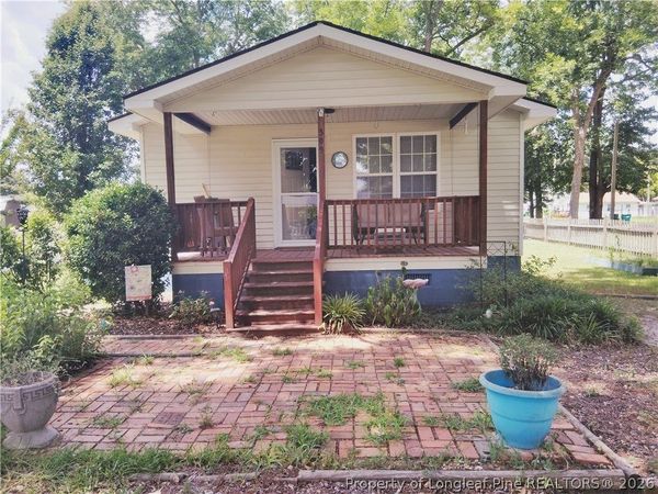 309 N Howard Street , Chadbourn, NC 28341