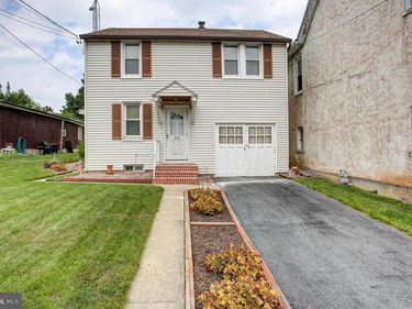 343 W QUEEN STREET , CHAMBERSBURG, PA 17201