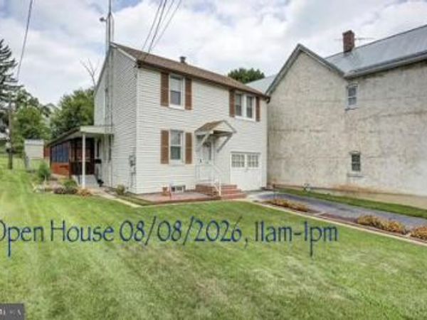 343 W QUEEN STREET, CHAMBERSBURG, PA 17201