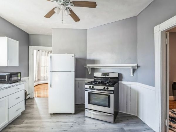 19 Harrison St., Unit 2, Somerville, MA 02143
