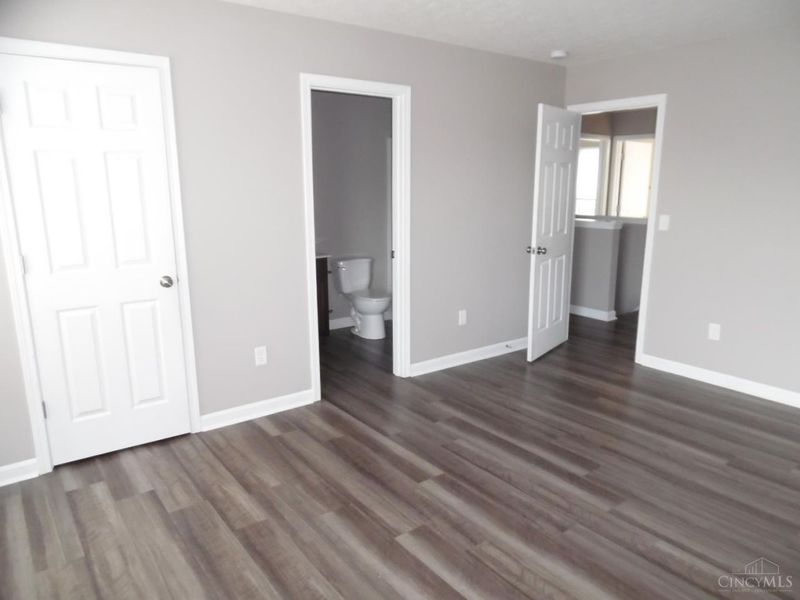 466 W Kemper Road, Springdale, OH 45246 Photo 22