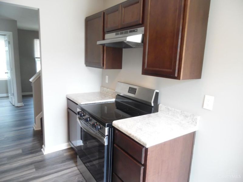 466 W Kemper Road, Springdale, OH 45246 Photo 8