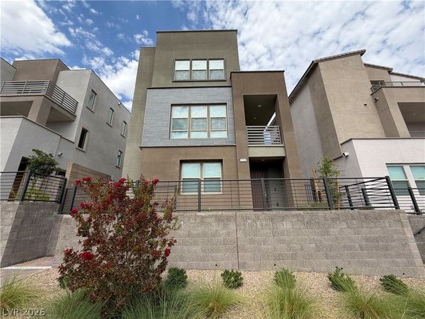 1741 N Desert Foothills Drive, Las Vegas, NV 89138