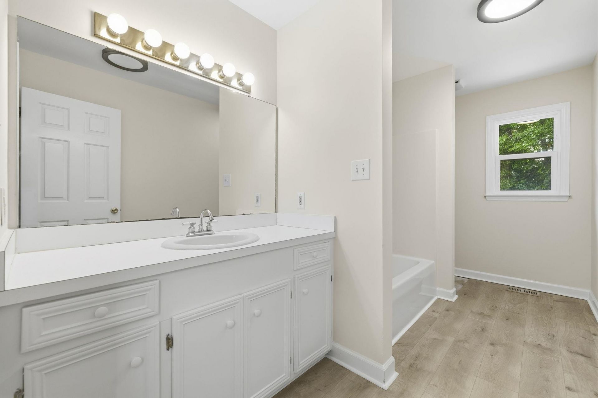 3556 Golden Rod Ct  Photo 14